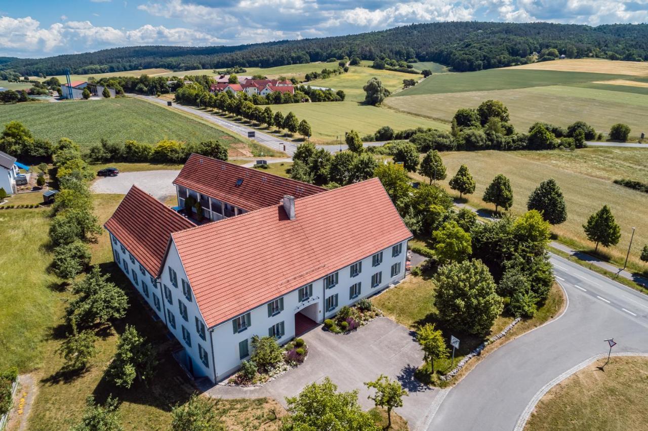 Fraenkische Landherberge, Hotel Garni Sesslach Ngoại thất bức ảnh